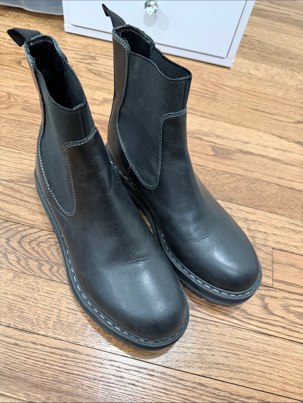 Women's Marc Fisher Black Chelsea Boots - Classic Pull-On Ankle Boots Size 8